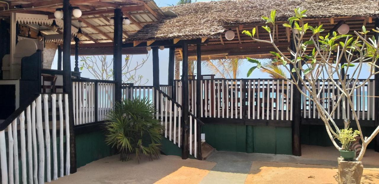 Janus Paradise Rest Bentota Exterior photo